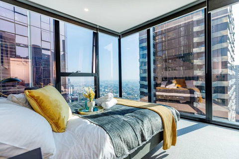 Sky High 180 Panoramic Views-Prime CBD,Pool & Gym - Accommodation Georgetown 0