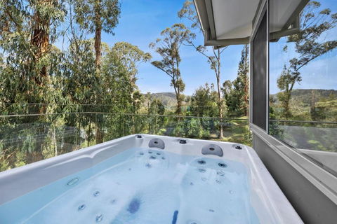 Sky High House - Accommodation Georgetown 1