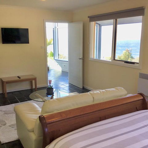 Skyescape On Northshore - Accommodation Georgetown 3
