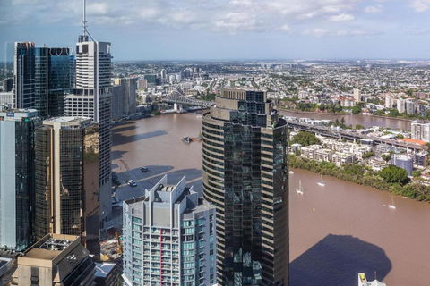 Skyline Serenity - Level 62 With Stunning Views! - Accommodation Georgetown 1