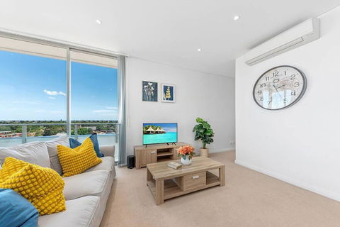 Skyview Comfy Apt In Centre Of Burwood - Accommodation Georgetown 2