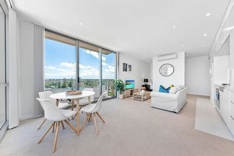 Skyview Comfy Apt In Centre Of Burwood - Accommodation Georgetown 1