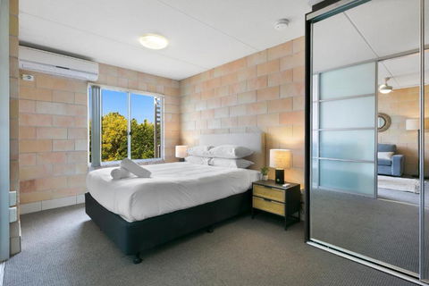 Sleek Apartment With Pool And Rooftop Terrace - Accommodation Georgetown 3