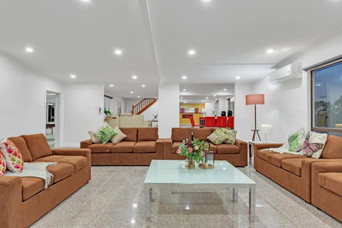 Sleeps 15, Great For Low Key Events And Groups - Accommodation Georgetown 1