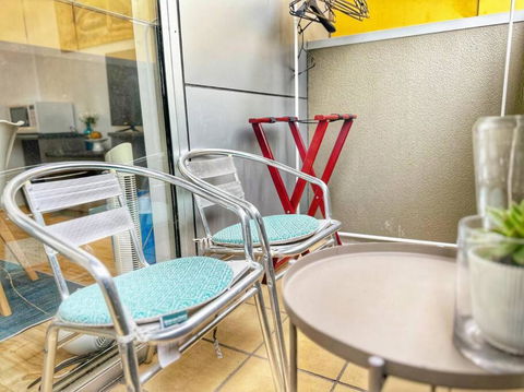 SS601 - 1 BR Carlton Oasis With Balcony, Central Location - Accommodation Georgetown 2