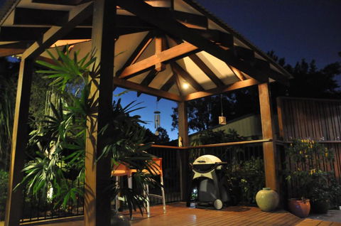 STUNNING MAGNETIC ISLAND HOME, PRIVATE, LARGE POOL, CHILDREN AND PETS On REQUEST PLEASE - Accommodation Georgetown 0