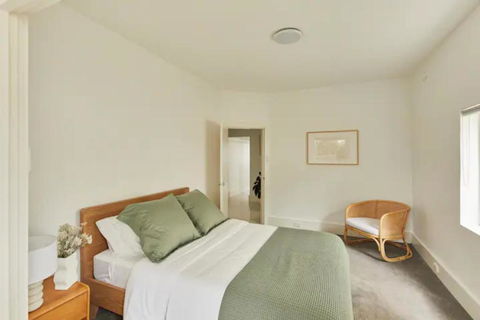 Tamarama Oceanfront Apartment - Best View In Sydney - Accommodation Georgetown 3