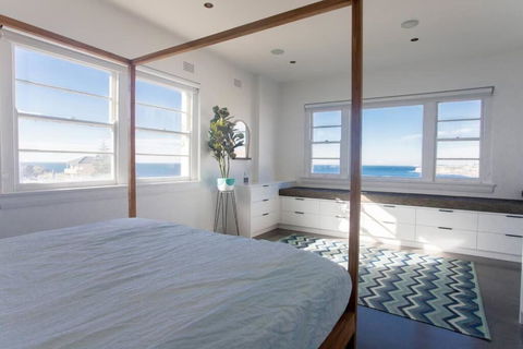 Tamarama Penthouse Ocean And Beach Views - Accommodation Georgetown 0
