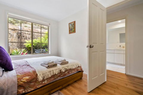 Tapanak Renovated Townhouse Close To City - Accommodation Georgetown 1