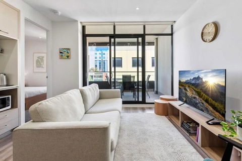 Tasteful 2-Bed Unit By Bridge Rd Shops - Accommodation Georgetown 0