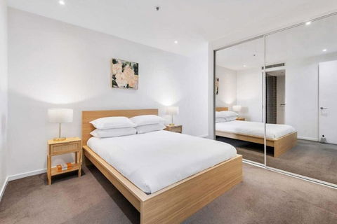 Tasteful 2-Bed Unit By Bridge Rd Shops - Accommodation Georgetown 2
