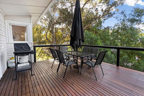 The Avenue - Accommodation Georgetown 1
