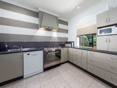 The Beach House Gerroa - Accommodation Georgetown 2