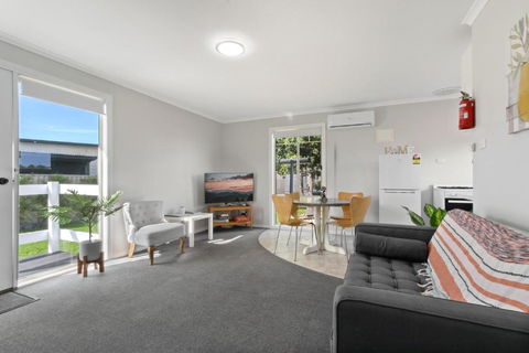 The Beaches On Lakes Cottage - Accommodation Georgetown 0