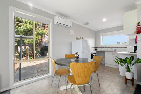 The Beaches On Lakes Cottage - Accommodation Georgetown 2