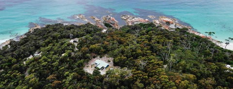 The Blue Bush Shack In Binalong Bay - Accommodation Georgetown 1