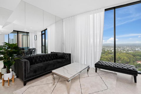 The Gallery Pure Luxary Sleeps 6 - Optimise BNB - Accommodation Georgetown 1