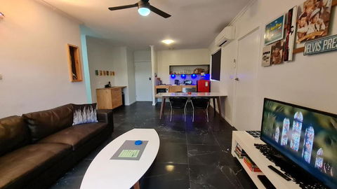 The Good Life - Two Bedroom Garden Apartment - Accommodation Georgetown 1