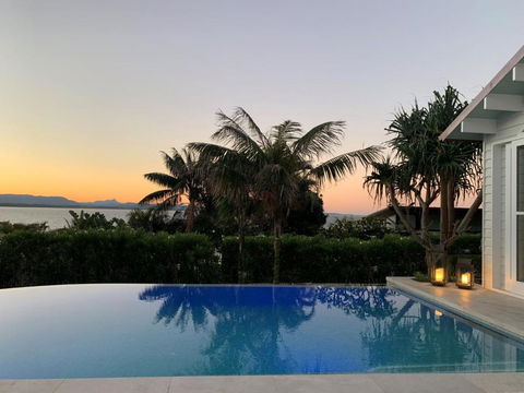 The Cape At Wategos Pool Pavilion - Accommodation Georgetown 0