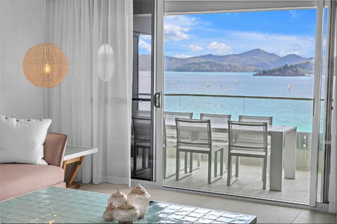The Elite F208 By HamoRent On Hamilton Island - Accommodation Georgetown 2