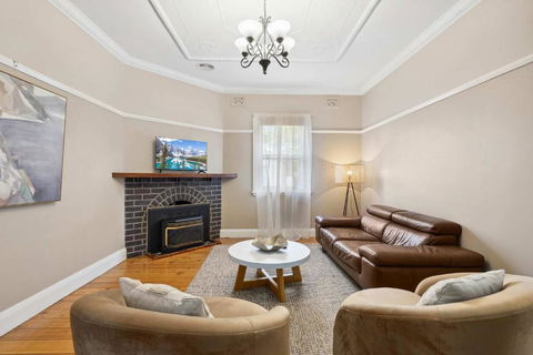 The Cali On Edward - Open & Airy Ambiance - Accommodation Georgetown 2