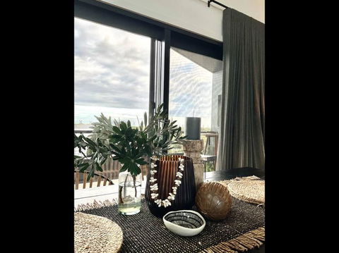 The Cape House 6 Ocean Views Nestled In A Habitat - Accommodation Georgetown 2