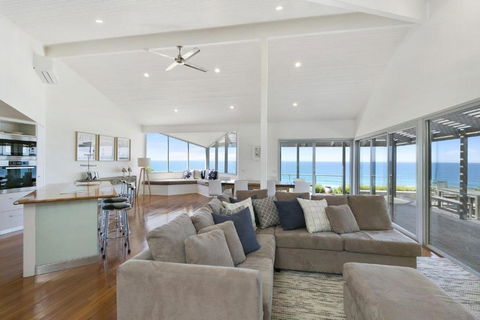 The Cliffs Edge - Accommodation Georgetown 3
