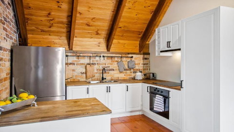 The Coach House At Berrilee - Accommodation Georgetown 1