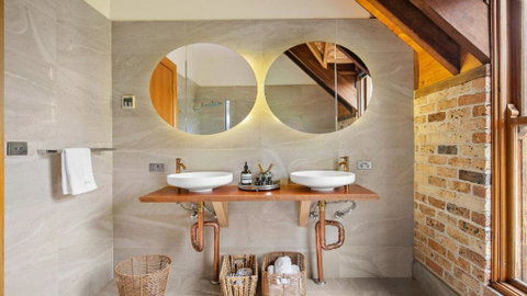 The Coach House At Berrilee - Accommodation Georgetown 3