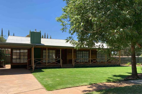 The Cottage - Accommodation Georgetown 0