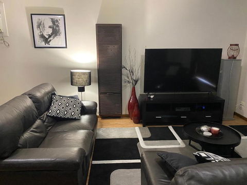 The Den On Diamond Drive - Accommodation Georgetown 2
