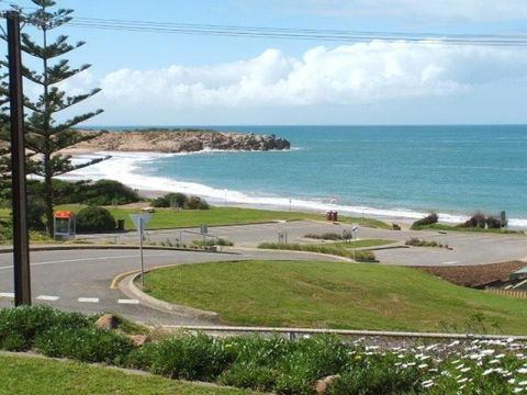 The Dolphins 2 2-10 Strangways Tce Port Elliot - No Linen Included - Accommodation Georgetown 0