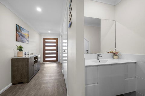 The Escape 3 Matilda Ave SWR - Accommodation Georgetown 3