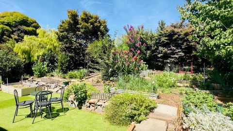 The Garden Cottage - Accommodation Georgetown 1