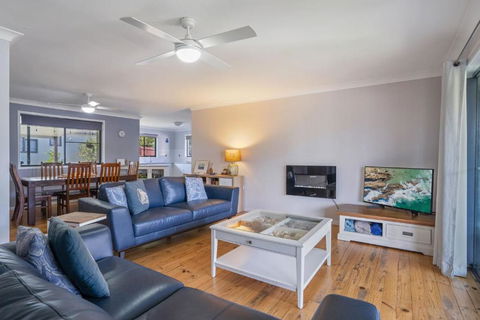 The Grey Havens - 58 Cypress Street - Accommodation Georgetown 3