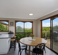 Beacon Point House - Accommodation Georgetown