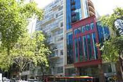 BHB CBD Dream, FreeWine, FreeNetflix, FreeWifi, Views - Accommodation Georgetown 3