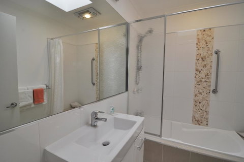 Bluedock Apartments - Accommodation Georgetown 1