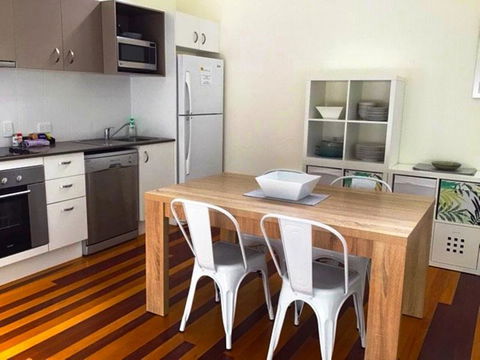 Bluewater 2 - Rainbow Shores, Walk To Beach, Private And Stylish Beach Escape, All On Level - Accommodation Georgetown 1
