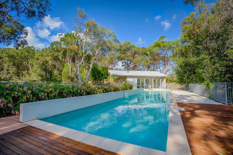 Bluewater 3 - Rainbow Shores - Accommodation Georgetown 0