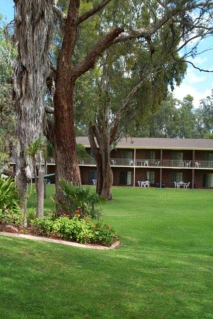 Tocumwal Golf Resort - Accommodation Georgetown 0