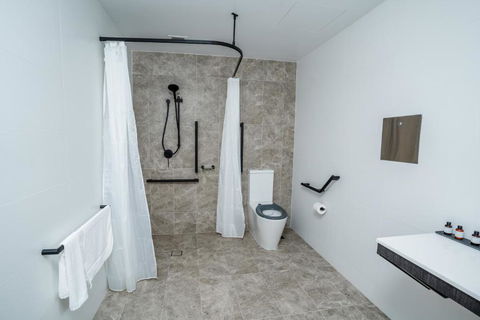 Warners At The Bay - Accommodation Georgetown 1