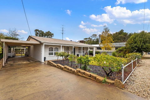 White On Wright Clare - Accommodation Georgetown 0