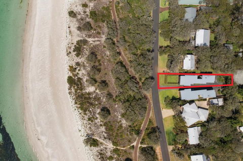 XYZ Holiday Home - Accommodation Georgetown 0