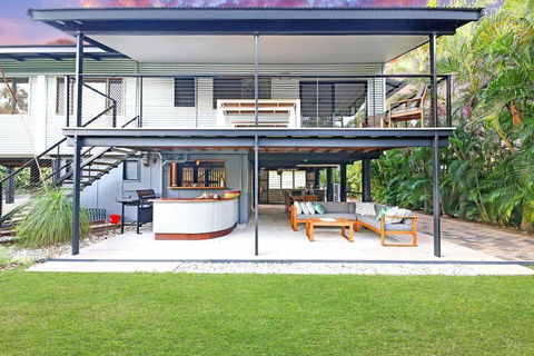 A Tropical Pool Paradise In Rapid Creek - Accommodation Georgetown 0