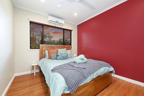 A Tropical Pool Paradise In Rapid Creek - Accommodation Georgetown 4