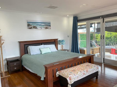 Zen Escape Guest House- Romantic Escape, Cozy Delight, Oasis Suite - Accommodation Georgetown 0