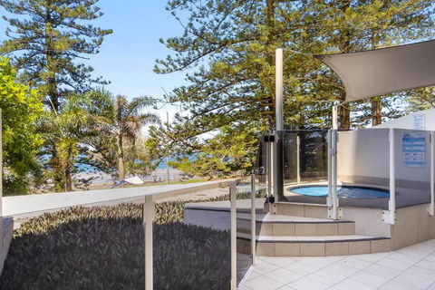 ZANZ205- Exclusive Outdoor Spa With Ocean Glimpses - Accommodation Georgetown 1