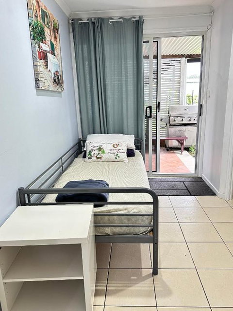Zen Escape Guest House- Zen Garden Tiny Home, Nooky Studio - Accommodation Georgetown 1