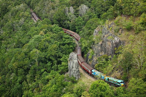 Cairns 4WD Waterfall And Rainforest Tour Including Kuranda Scenic Railway - Accommodation Georgetown 3